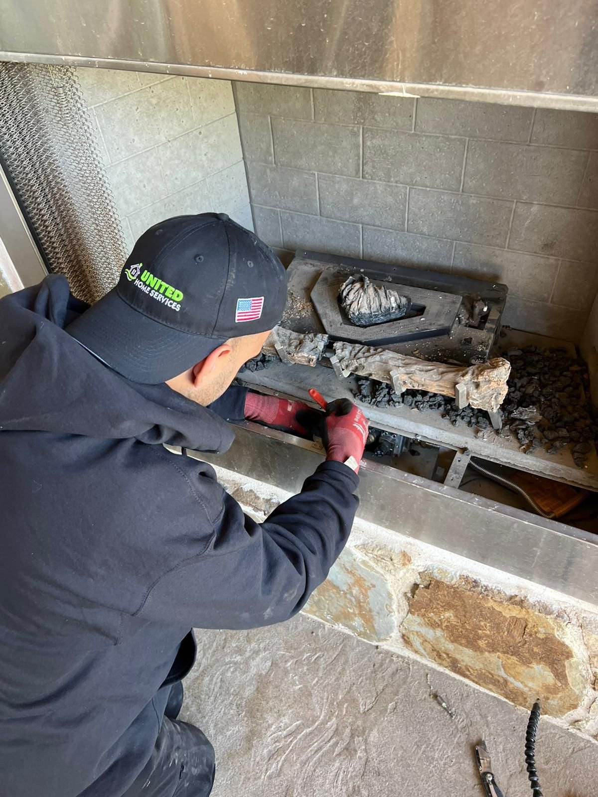 gas fireplace tech fixing the gas firplcae